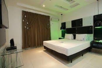 Motel Replay Guarulhos Adults Only Zewnętrze zdjęcie